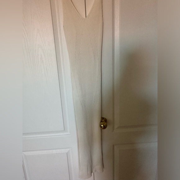 Midi beautiful white dress fromH&M - Picture 1 of 4